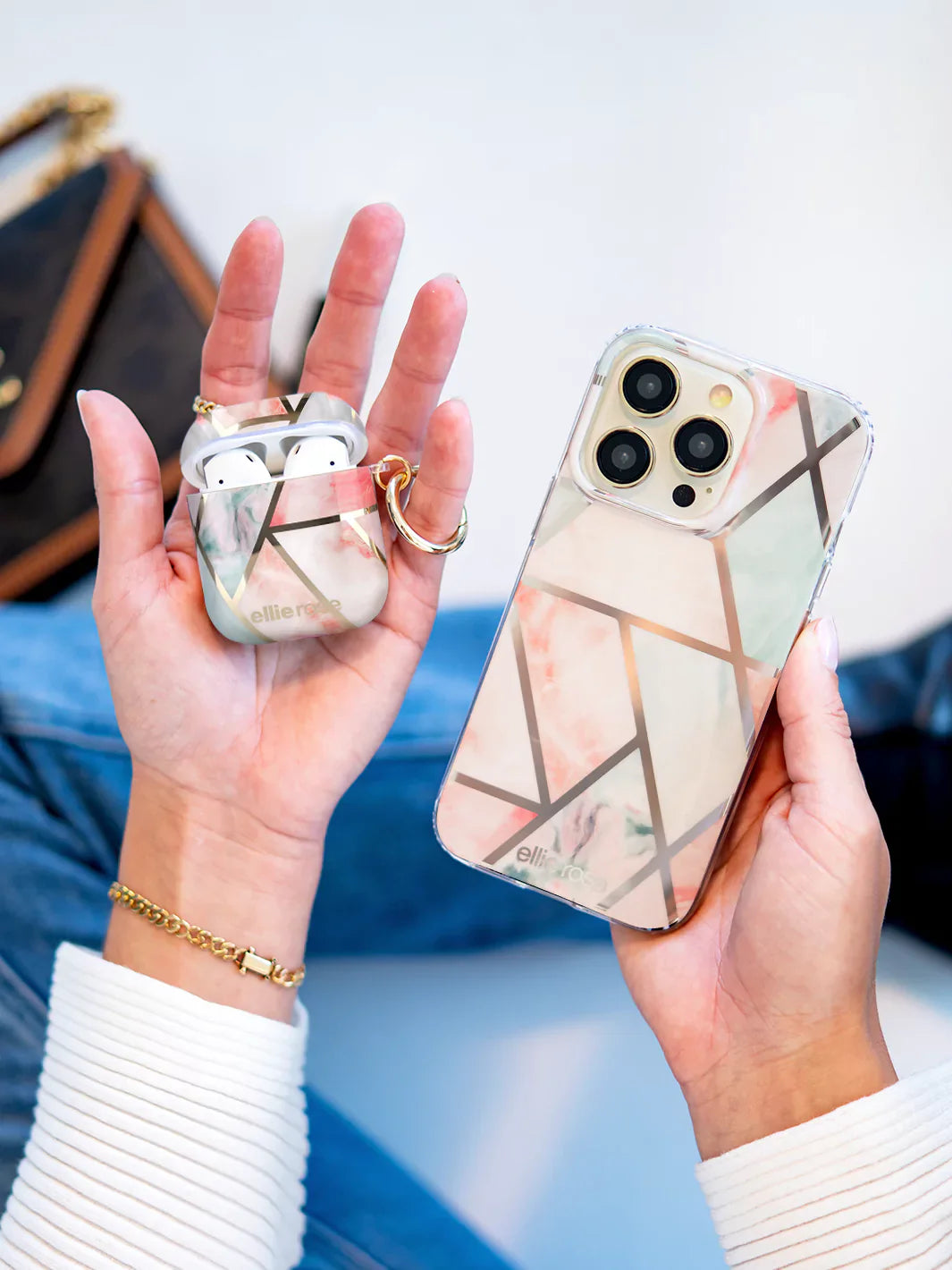 Peachy Green Airpods Case